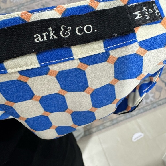 Blue and Black Geometric Block Print Tunic - Picture 6 of 7